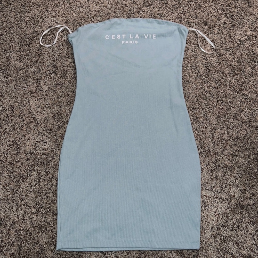 Strapless C’est La Vie Paris Body con dress
